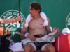 រលកកំដៅនៅ French Open ប៉ះពាល់ដល់ទីលានដីឥដ្ឋ ដោយបញ្ជូនអ្នកគាំទ្រទៅម៉ាស៊ីនបាញ់ទឹក។