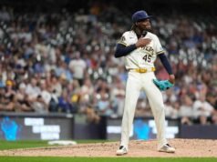 Brewers pitcher Abner Uribe ត្រូវបានផ្អាកការប្រកួតមួយសម្រាប់សកម្មភាពប្រឆាំងនឹង Cardinals