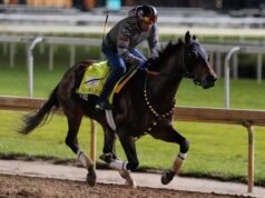 Robusta ស្ថិតនៅក្នុងទីលាន Kentucky Derby ជាមួយនឹងសិទ្ធិទៅជប់លៀង