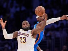 The Thunder បានផ្តួលក្រុម Lakers 131-108 ក្នុងហ្គេមទី 3 ដោយបន្ថែមការទទួលជ័យជម្នះមួយផ្សេងទៀតដល់ការប្រកួតជម្រុះ 7-0 របស់ម្ចាស់ជើងឯក។