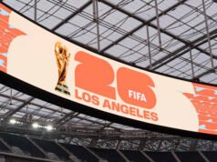 30 ថ្ងៃក្រោយមក ទីក្រុង Los Angeles បានត្រៀមខ្លួនរួចរាល់ហើយសម្រាប់ការប្រកួតបាល់ទាត់ពិភពលោក។ តំបន់លេង? មិនទាន់