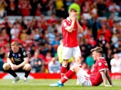 ក្តីស្រម៉ៃ Premier League របស់ Wrexham កំពុងតែជាប់គាំង បន្ទាប់ពីខកខានការប្រកួតវគ្គ Play-off។ ការផ្សព្វផ្សាយសុវត្ថិភាព Ipswich