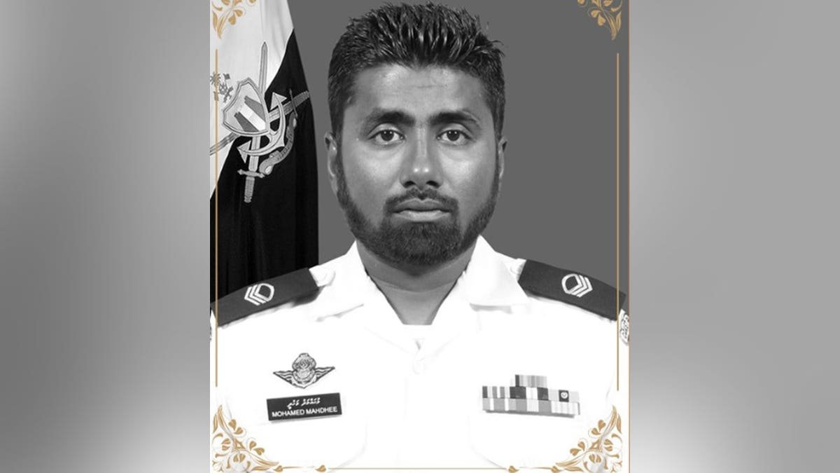 រូបថតរបស់ Mohamed Mahdi