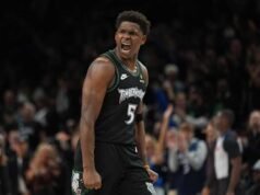 Anthony Edwards កំពុងចាប់អារម្មណ៍ Timberwolves ជាមួយនឹងការសម្តែងរបស់គាត់ បើទោះបីជាថ្មីៗនេះមានបញ្ហាជង្គង់ទាំងពីរក៏ដោយ។