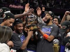 ក្រុម Knicks បានផ្តួលក្រុម Spurs ក្នុងពានរង្វាន់ NBA Cup ប៉ុន្តែត្រូវតែធ្វើឱ្យវាឈានដល់វគ្គផ្តាច់ព្រ័ត្រ NBA ដើម្បីដណ្តើមពានរង្វាន់ដែលពួកគេចង់បាន