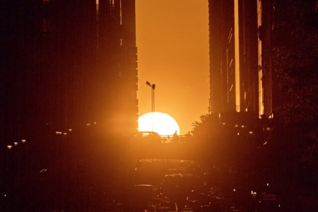 NYC_Manhattanhenge_91838.jpg