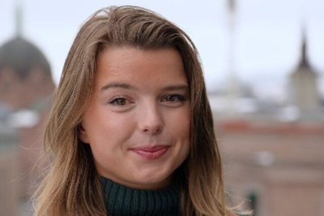 Norwegian-journalist-Helle-Lyng-went-viral-for-questioning-Modi-and-Indian-officials-over-press-free.jpeg