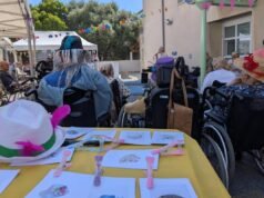 Milliners រស់នៅមួយថ្ងៃនៅមជ្ឈមណ្ឌល geriatric ក្នុង Hyères