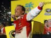 Kevin Harvick ត្រូវបានបញ្ចូលទៅក្នុងថ្នាក់ NASCAR Hall of Fame ឆ្នាំ 2027 រួមជាមួយ Jeff Burton និង Larry Phillips