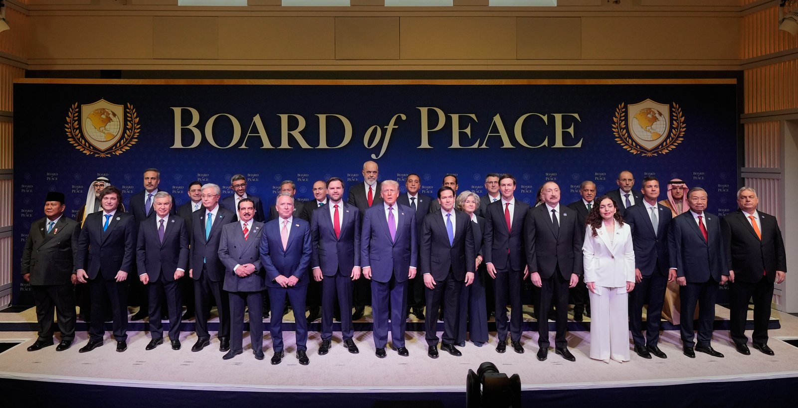 នៅពេលដែល Trump ធ្វើឱ្យស្មុគស្មាញដល់កិច្ចព្រមព្រៀងសន្តិភាពដ៏តឹងតែងមួយជាមួយប្រទេសអ៊ីរ៉ង់ គំនិតរបស់គណៈកម្មាធិការសន្តិភាពរបស់គាត់កំពុងធ្លាក់ចុះ។