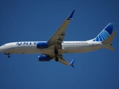 ជើងហោះហើររបស់ក្រុមហ៊ុន United Airlines ទៅកាន់ប្រទេសអេស្ប៉ាញត្រូវបានប្តូរទិសត្រឡប់ទៅទីក្រុង Newark វិញដោយប្រើឈ្មោះឧបករណ៍ប៊្លូធូស