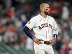 តារា Astros Carlos Correa នឹងត្រូវការការវះកាត់ចុងរដូវកាលសម្រាប់ការរហែកសរសៃពួរកជើង