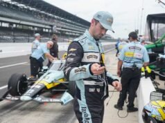 Alexander Rossi ត្រូវបានគេបញ្ជូនទៅមន្ទីរពេទ្យបន្ទាប់ពីមានឧបទ្ទវហេតុក្នុងអំឡុងពេលហាត់ប្រាណ Indy 500 ដែលមានពាក់ព័ន្ធនឹងមនុស្សពីរនាក់ផ្សេងទៀត។