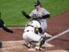 Jake McCarthy របស់ Rockies ក្លាយជាកីឡាករឆ្វេងដំបូងគេចាប់តាំងពីឆ្នាំ 2013 ដើម្បីកត់ត្រាការលេងពីរដងដែលមិនមានការជួយ