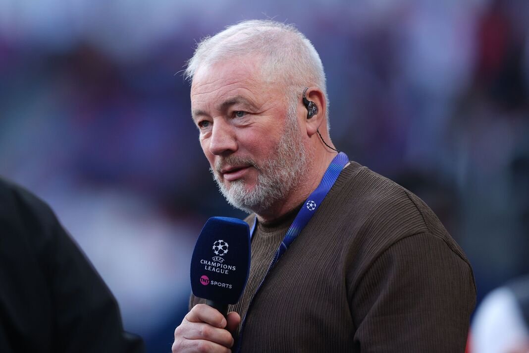 McCoist នៅ Paris Saint-Germain ទល់នឹង Arsenal FC
