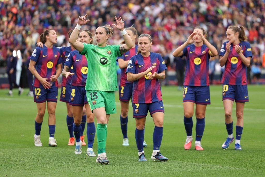 Cata Coll និង Claudia Pina មកពី FC Barcelona