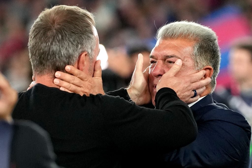 Hansi Flick និង Joan Laporta មកពី FC Barcelona