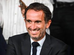 Alexandre Bompard ដែលជាអ្នកជំនាញផ្នែកផ្គត់ផ្គង់ និងជាមិត្តដ៏អស្ចារ្យរបស់ម្ចាស់ភាគហ៊ុនត្រូវបានតែងតាំងជាប្រធានក្រុមហ៊ុន Carrefour