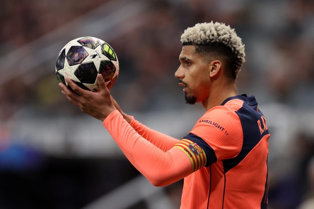 Ronald Araujo កីឡាករ Barcelona