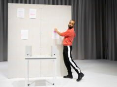 រោងមហោស្រព៖ The Brussels Kunstenfestivaldesarts បើកការសំដែងផ្ទាល់