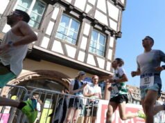 ទីក្រុង Strasbourg ។ សូមប្រយ័ត្ន អ្នករត់រាប់ពាន់នាក់កំពុងកាន់កាប់កណ្តាលទីក្រុង