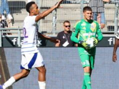 Ligue 1. របៀបដែល Racing Club de Strasbourg ខកខានការហោះហើររបស់ Robin Risser