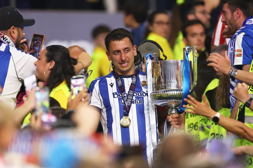 Mikel Oyarzabal កីឡាករ Real Sociedad