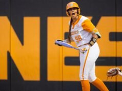 #8 Tennessee ឈ្នះហ្គេម 1 ទល់នឹង Missouri 3-1