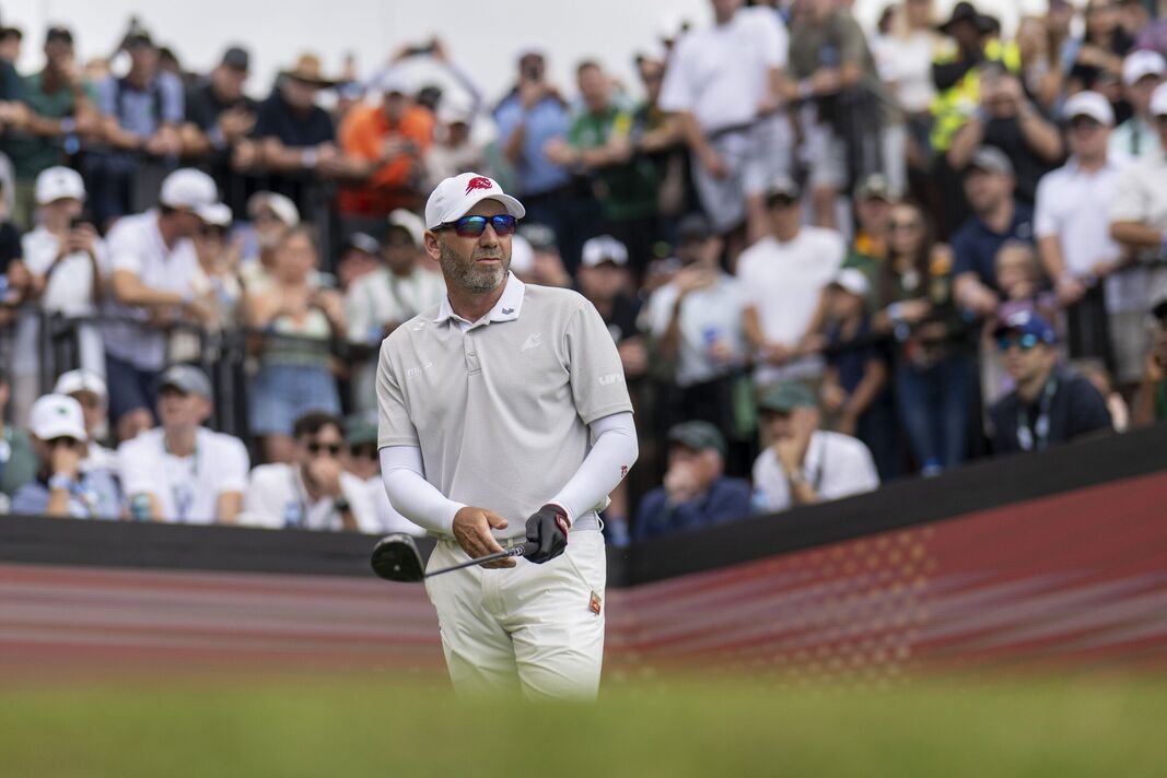 Sergio Garcia បោះជំហានលើអាវ