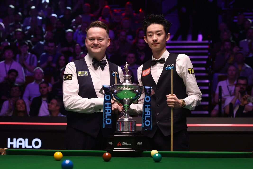 Shaun Murphy និង Wu Yize ថតជាមួយចំណងជើង