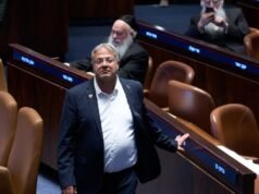 Netanyahu ស្តីបន្ទោសរដ្ឋមន្ត្រីអ៊ីស្រាអែលចំពោះការចំអកដល់សកម្មជន Flotilla: NPR