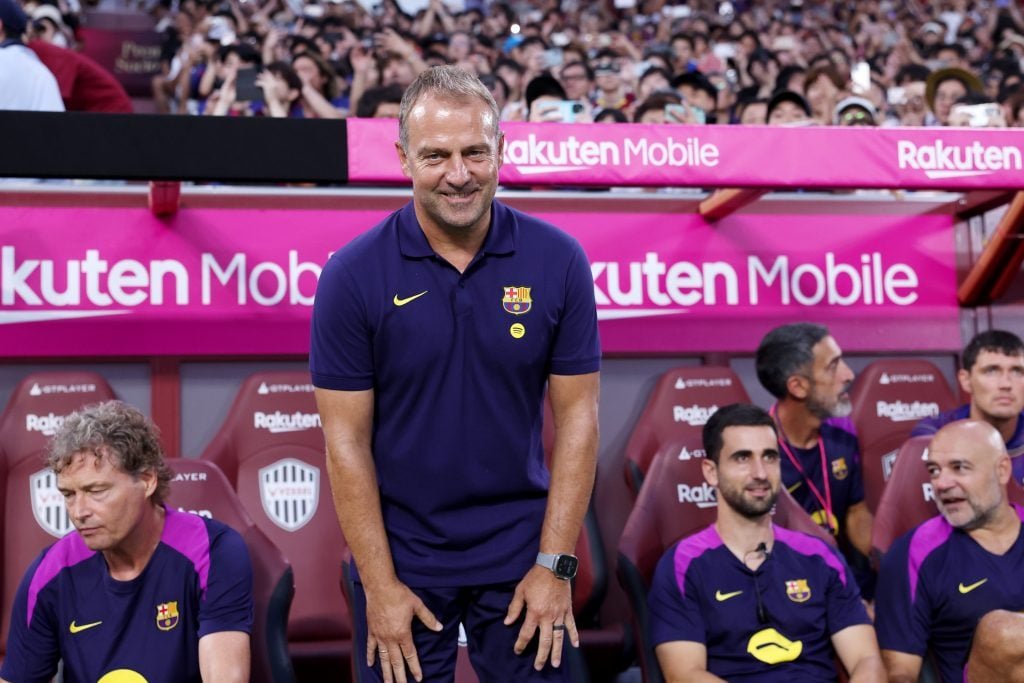 លោក Hansi Flick គ្រូបង្វឹកក្រុម FC Barcelona