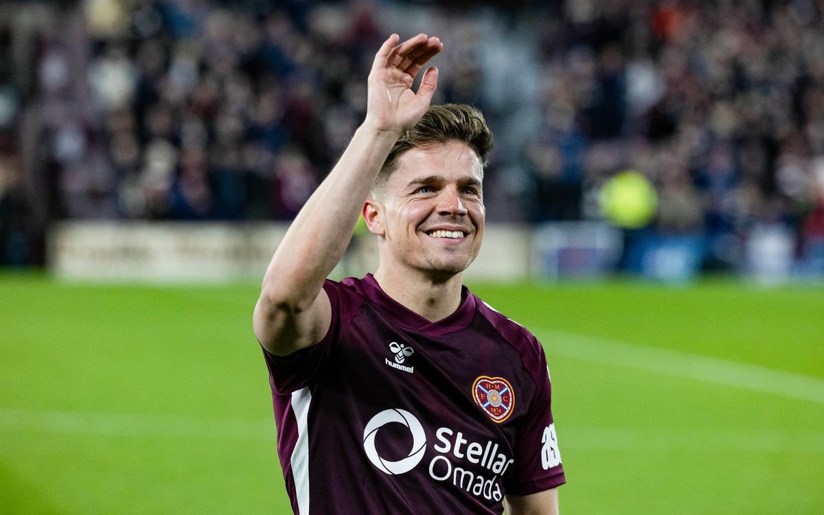Cammy Devlin ពី Hearts 