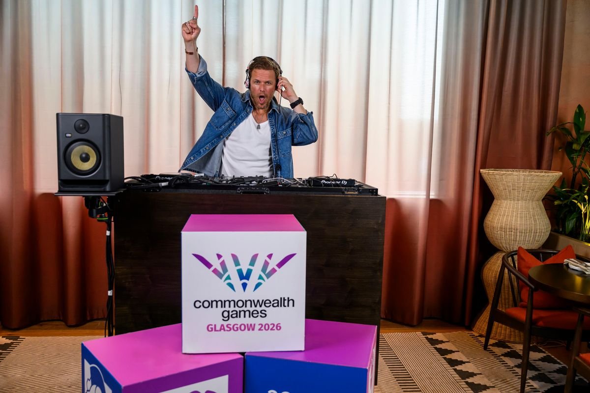 Sam Heughan DJs Commonwealth Games