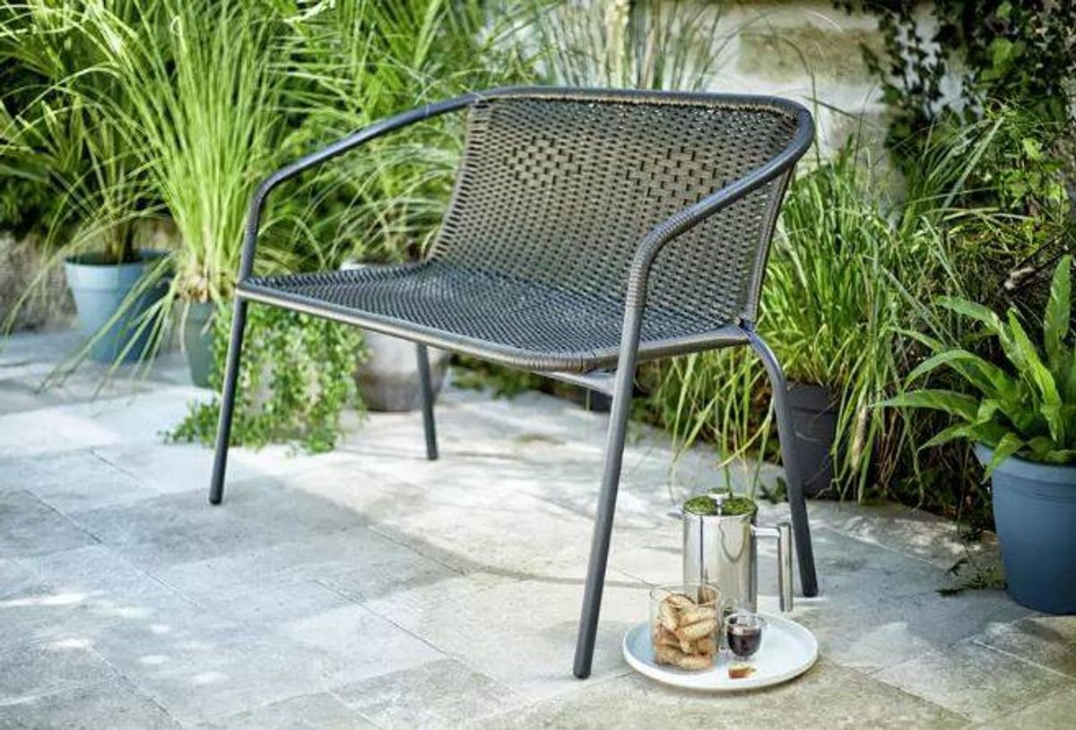 ដែក និង wicker មើលទៅសួនច្បារពីរកៅអីពី Argos Home