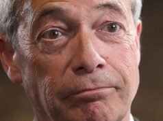 Burnham ពិពណ៌នា Farage នៅលើប្រព័ន្ធផ្សព្វផ្សាយសង្គមថា “អស់សង្ឃឹម” នៅក្នុងជម្លោះលើកម្មវិធីគាំទ្រជនចំណាកស្រុក