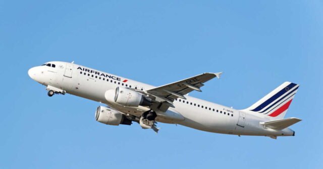 1780321452_transport-aerien-la-taxe-sur-les-billets-d-avion-baisse-pour-26-liaisons-en-france-des-le-1er-juin.j.jpeg