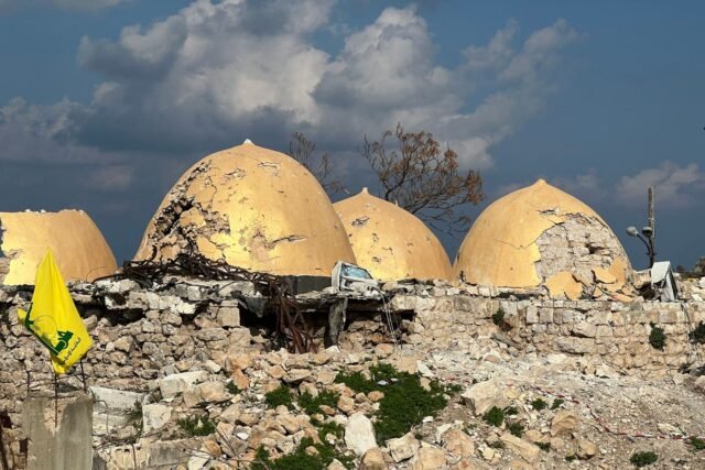 1780356357_2450430-trois-des-quatre-domes-du-sanctuaire-de-chmoun-as-.jpg