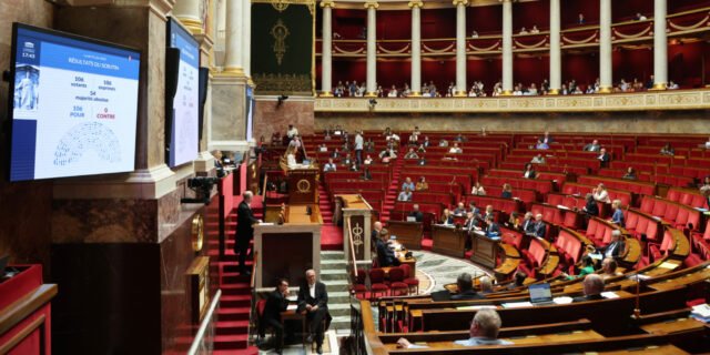 1780391094_hemicycle_ludovic_marin_afp_6a1e92691d89e.jpg