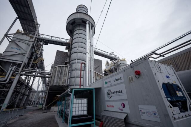 1780422322_2451141-l-usine-aluminium-dunkerque-fonderie-specialisee-d.jpg