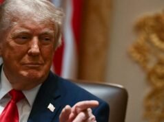 Trump តែងតាំងអ្នកជំនាញអចលនទ្រព្យឱ្យដឹកនាំទីភ្នាក់ងារស៊ើបការណ៍សម្ងាត់អាមេរិក (ហើយដែលធ្វើឱ្យគូប្រជែងរបស់គាត់ខឹង)