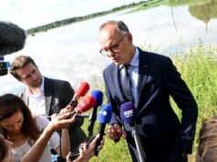 Édouard Philippe ស្នើឱ្យផ្លាស់ប្តូរវាដើម្បីការពារកសិកម្ម