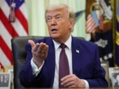 លោក Trump ធ្វើការស្តីបន្ទោស “គ្មានន័យ គ្មានស្នេហាជាតិ” អំពីមហាអំណាចសង្រ្គាមរបស់អ៊ីរ៉ង់ បន្ទាប់ពីសមាជិកសភាគណបក្សសាធារណរដ្ឋបានបះបោរប្រឆាំងនឹងអំណាចរបស់គាត់