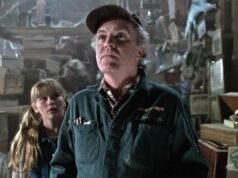 តារាសម្តែង Top Gun និង Jumanji លោក James Handy ត្រូវបានចាក់សម្លាប់ ខណៈដែលកូនប្រុសរបស់មិត្តស្រីរបស់គាត់ត្រូវបានចាប់ខ្លួន