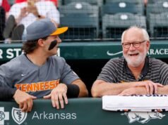 Jeff Wood ទទួលបានពានរង្វាន់ 2026 College Athletic Trainer of the Year Award ពី Tennessee Athletic Trainer Society