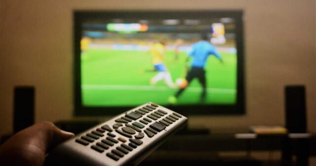 1780746629_iptv-illegale-un-reseau-demantele-que-risquez-vous-si-vous-achetez-une-solution-pirate-pour-la-coupe.jpeg