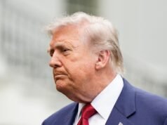 Luke McGee៖ "ពេលមកដល់អឺរ៉ុប លោក Donald Trump មិនគ្រាន់តែនិយាយមិនសមហេតុផលទេ។"