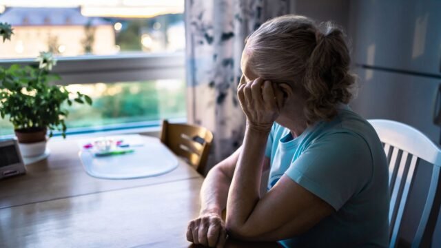 1780842292_0_Sad-old-woman-Depressed-lonely-senior-lady-with-alzheimer-dementia-memory-loss-or-loneliness-Eld.j.jpeg