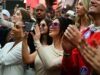 Kim Kardashian មានកៅអីជួរមុខសម្រាប់វេទិការបស់ Lewis Hamilton នៅ Monaco