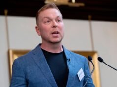 Chris Hoy កំណត់ឡើងវិញនូវជំងឺមហារីកដំណាក់កាលចុងក្រោយ ដោយនិយាយថា “នៅមានជីវិតជាច្រើននៅក្នុងពួកយើង”